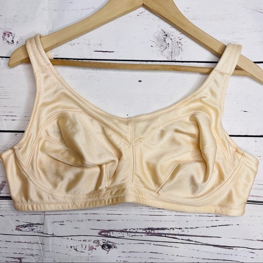 Breezies ivory cream bra 44C - Picture 1 of 11